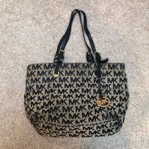 Michael Kors purse